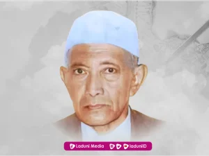 Biografi KH. Zaini Mun'im, Pendiri Pesantren Nurul Jadid Probolinggo