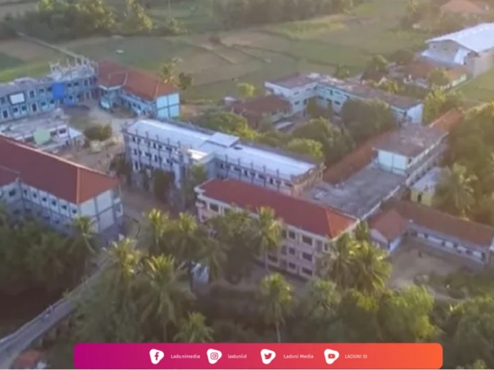 Pesantren Darul Ulum Banyuanyar
