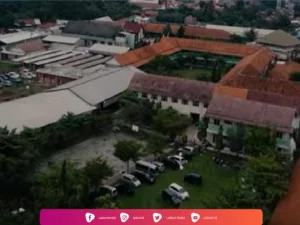 Pesantren Syafi'i Akrom Pekalongan