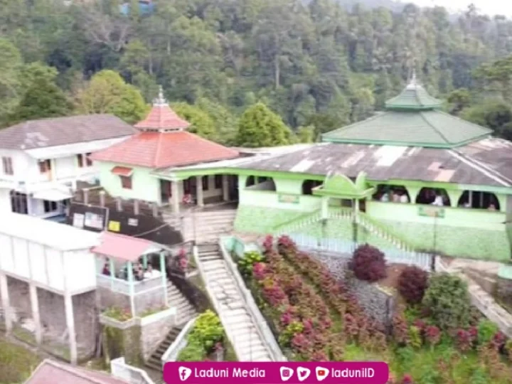 Ziarah Syaikh Hasan Munadi, Pendakwah Islam di Ungaran