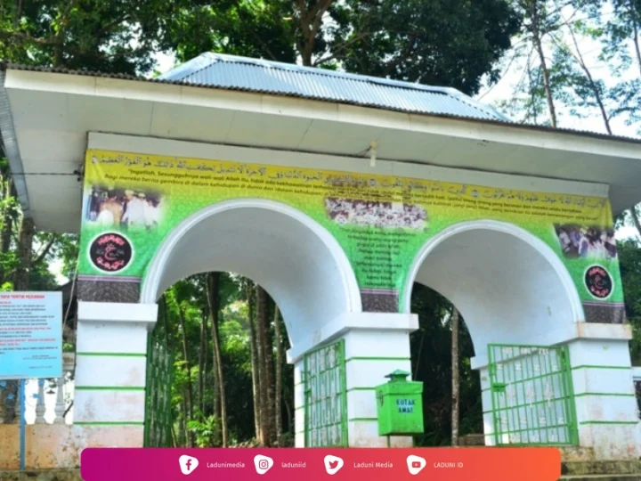Ziarah di Makam Syekh Maulana Maghribi, Penyebar Agama Islam di Pantura