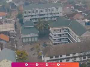 Pesantren Matholi’ul Anwar Lamongan