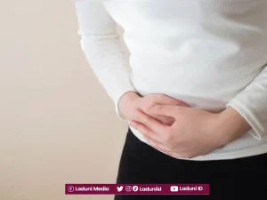 Halalkah Bermesraan saat Istri Sedang Haid?