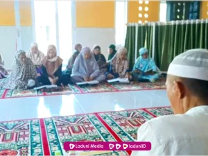 Hukum Laki-Laki dan Perempuan dalam Satu Majelis