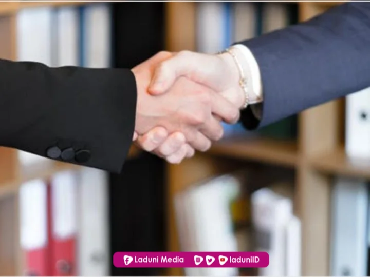 Hukum Menyentuh Lawan Jenis Sesudah Wudhu