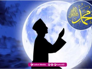 Keutamaan Bershalawat di Hari Jum’at