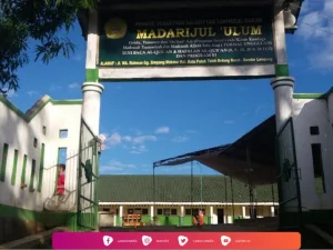 Pesantren Madarijul `Ulum Bandar Lampung
