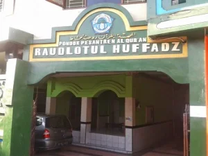 Pesantren Raudlatul Huffadz Bali