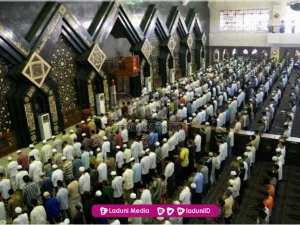 Hukum Mengulang Shalat Jumat dengan Shalat Dzuhur