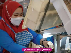 Hukum Perempuan Bekerja di Malam Hari