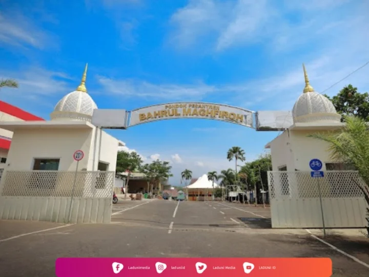 Pesantren Bahrul Maghfiroh Malang