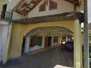 Pesantren Manba'ul Ulum Kota Batu
