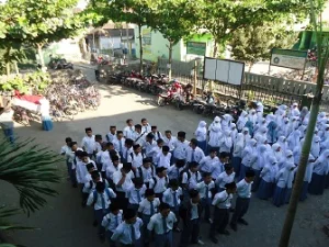 Madrasah Aliyah Ma'arif Pare Kediri