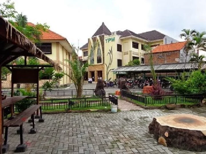 Universitas Ma'arif Hasim Latif Sidoarjo