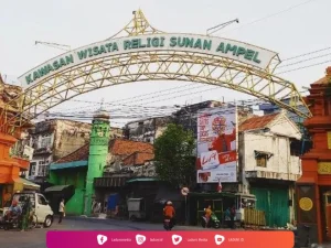 Ziarah di Makam Sunan Ampel, Guru Wali Tanah Jawa
