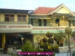 Pesantren As-Syamsuriyyah Brebes