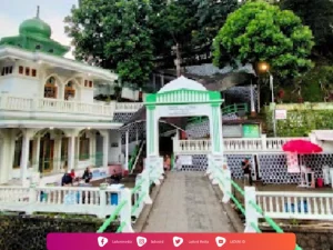 Ziarah di Makam Syekh Abdul Muhyi, Penyebar Agama Islam di Tasikmalaya