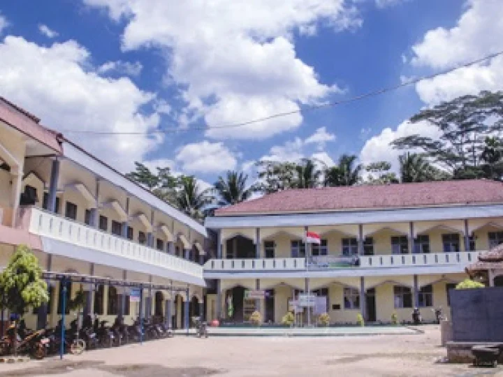 Madrasah Aliyah Pesantren Pembangunan Cilacap
