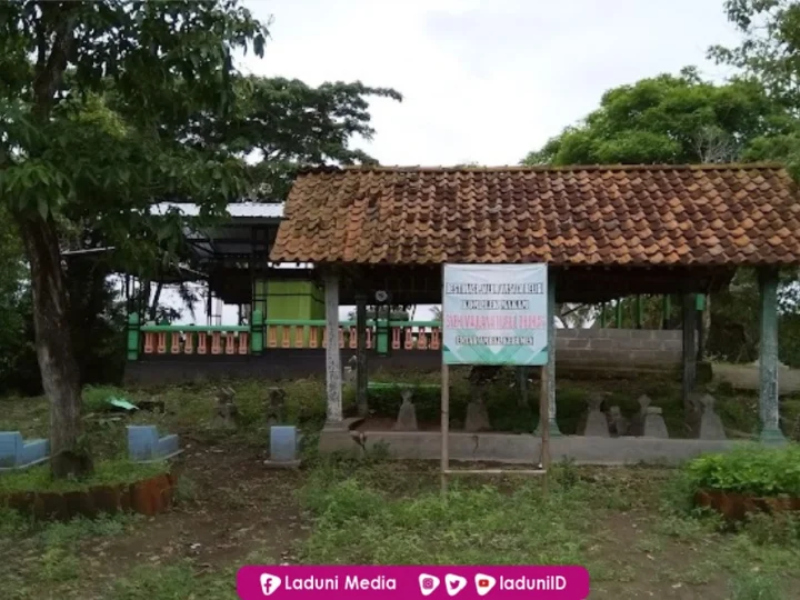 Ziarah di Makam Syekh Maulana Nurul Duhur, Waliyullah Ambal Kebumen