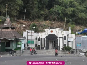 Ziarah di Makam Raden Santri Gunungpring, Pendakwah Islam di Magelang