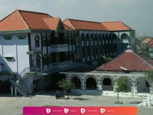 Pesantren Ushulul Hikmah Al-Ibrohimi Gresik