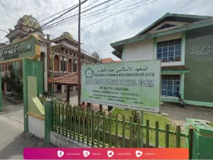 Pesantren Ihyaul Ulum, Dukun Gresik