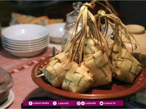 Makna Filosofis di Balik Tradisi Lebaran Ketupat