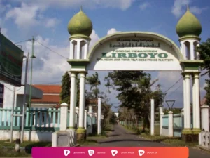 Pesantren Lirboyo Kediri
