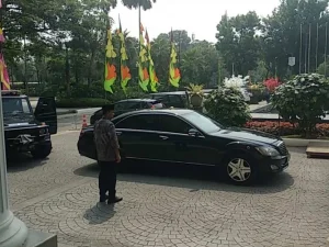 Gubernur DKI Anies Semobil Dengan Wapres Jusuf Kalla