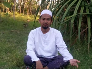 Ombak, Relativitas Kebenaran, dn Taklid Buta