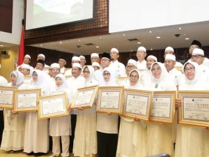 IPHI Anugerahi Award Ketua MPR RI
