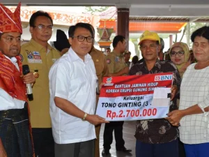 7.690 Warga Terdampak Erupsi Sinabung Terima Jadup Rp6,9 miliar