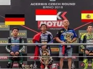 Galang Hendra Kibarkan Merah Putih di Ajang World SSP 300 Sirkuit Brno
