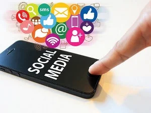 Awas, Pamer di Media Sosial Mempengaruhi Kesehatan Jiwa