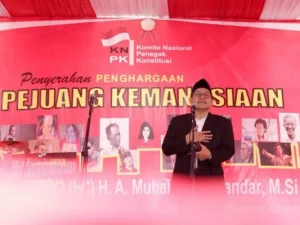 Cak Imin Beri Penghargaan kepada Pejuang Kemanusiaan