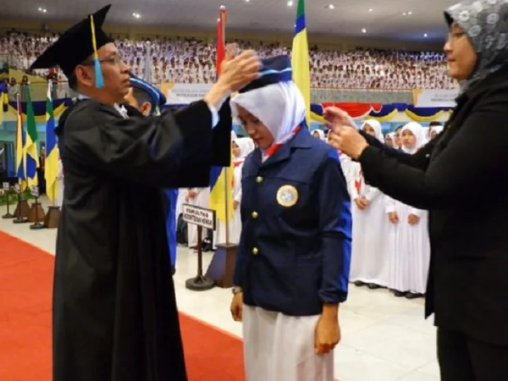 Rektor Unair: Mahasiswa Harus Cerdas Jangan Gabung Organisasi Radikal 