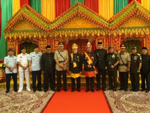  Panglima TNI Terima Penganugrahan Gelar Adat Aceh 
