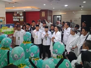 Enam Ribu Jamaah Haji Indonesia Bertolak Ke Makkah