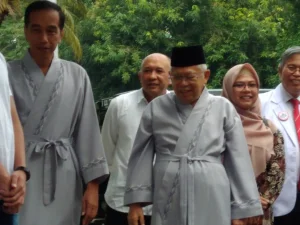 Kyai dengan Energi 'Alkaline'