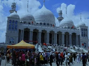 Masjid Weizhou Cina Batal Dihancurkan Setelah Banyakya Protes
