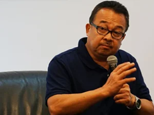 Era Disrupsi: Shifting, Bukan Daya Beli Turun
