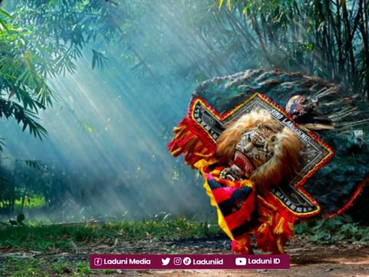 Reog dan Ludruk: Dua Tradisi yang Berkembang di Jawa Timur