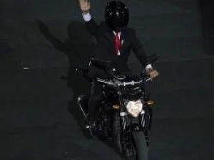 Buka Asian Games 2018, Jokowi Datang dengan Naik Moge Paspamres