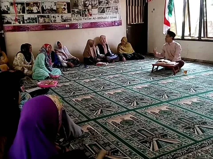 Mensyukuri Kemerdekaan RI, Majelis Taklim Al Ittihad Al Islami, Telaah Dua Sosok untuk Suri Tauladan