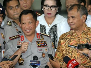 Mutasi Perwira Tinggi, Kapolri Lantik Enam Kapolda dan Kadiv Propam