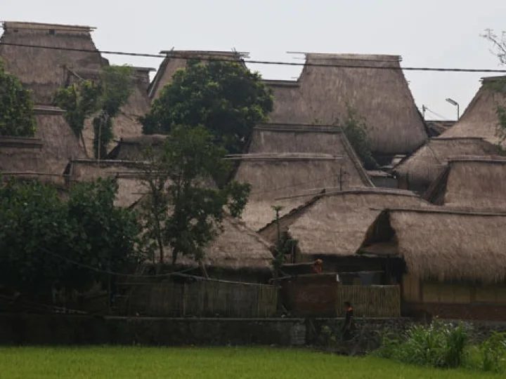 Tahan Gempa, Sejumlah Rumah Adat di Lombok Masih Utuh
