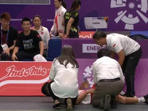 Ginting Cidera Lutut Tidak Bisa Ditekuk, Skor Terhenti 20 - 21