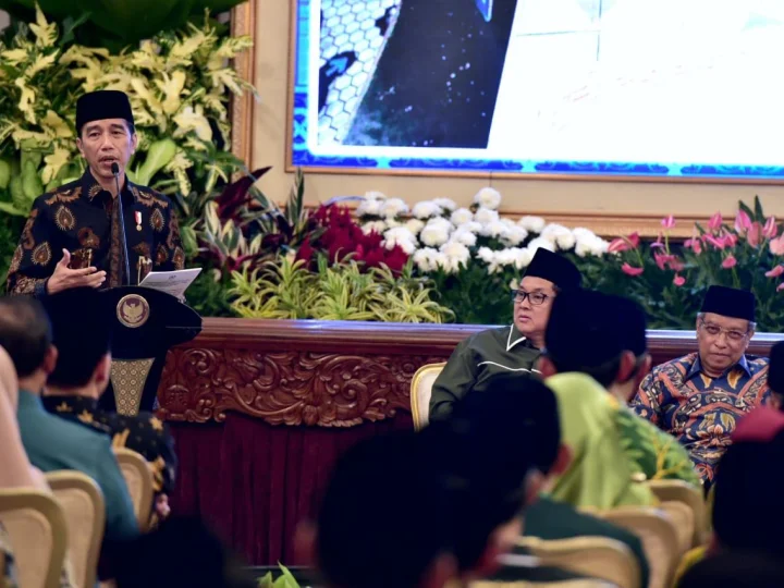 Presiden Ingatkan Intelektual Muslim untuk Antisipasi Dampak Negatif Teknologi