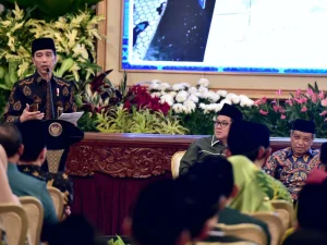 Presiden Ingatkan Intelektual Muslim untuk Antisipasi Dampak Negatif Teknologi