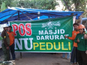 Bantu Korban Gempa, Banser Dirikan Masjid Darurat di Lombok